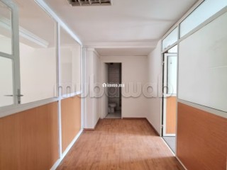 Bureau de 134 m² MAARIF _ dernier étage - Bureau à louer - Casablanca