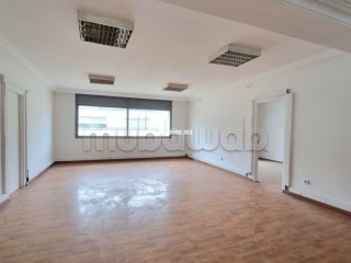 Bureau de 134 m² MAARIF _ dernier étage - Bureau à louer - Casablanca