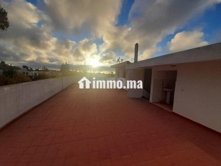 Villa 568 m² à Youssoufia, sur avenue principale - Villa à vendre - Rabat