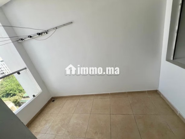 tres-bel-appartement-en-location-a-mimosas-3-belles-chambres-porte-blindee-et-residence-securisee-big-9