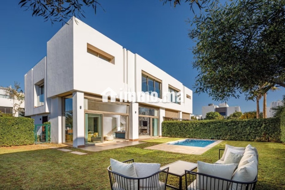 _Villa Luxueuse Face à l'Océan à Dar Bouazza_ - Vente Immobilier - Dar Bouazza - photo 1