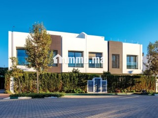 _Villa Luxueuse Face à l'Océan à Dar Bouazza_ - Villa à vendre - Dar Bouazza