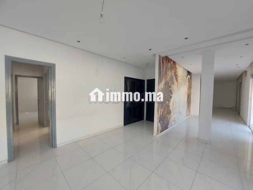 Appartement à louer avec Terrasse Maani Mers Sultan 4 Chambres 2 Sdb - Location Immobilier - Casablanca - photo 2