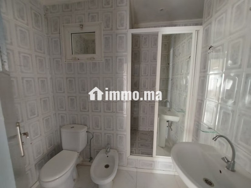 Appartement à louer avec Terrasse Maani Mers Sultan 4 Chambres 2 Sdb - Location Immobilier - Casablanca - photo 6