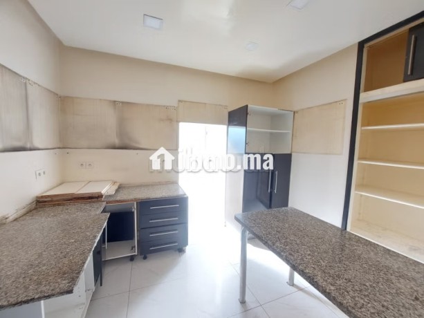 appartement-a-louer-avec-terrasse-maani-mers-sultan-4-chambres-2-sdb-big-11