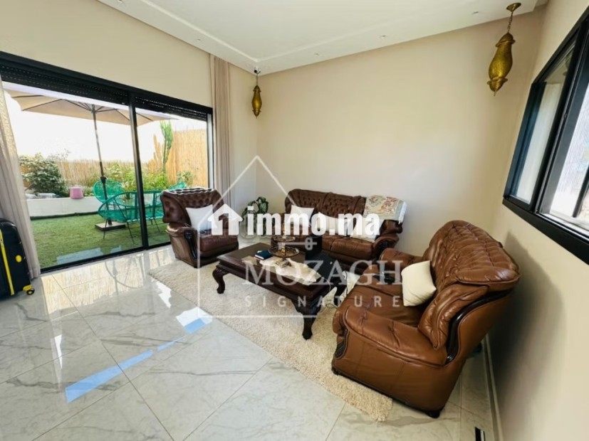 Petite villa 3 chambres sur résidence sécurisée - Location Immobilier - Dar Bouazza - photo 4