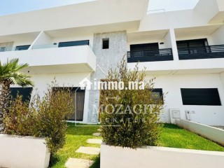 Petite villa 3 chambres sur résidence sécurisée - Villa à louer - Dar Bouazza