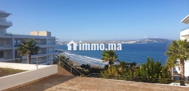 appartement-de-luxe-piscine-vue-mer-big-9