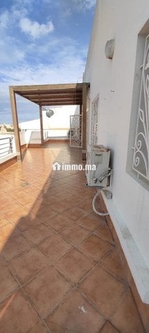 Un appartement avec une magnifique terrasse - Location Immobilier - Rabat - photo 2
