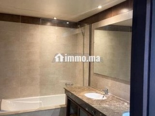 Un appartement avec une magnifique terrasse - Appartement à louer - Rabat
