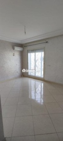 un-appartement-avec-une-magnifique-terrasse-big-9