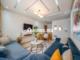 Appartements à louer à Hivernage. Superficie 75 m². Porte blindée, salon marocain traditionnel - Appartement à vendre