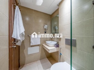 Appartements à louer à Hivernage. Superficie 75 m². Porte blindée, salon marocain traditionnel - Appartement à vendre