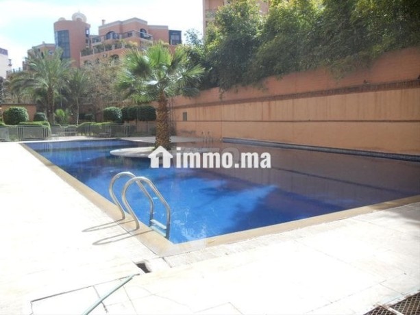 appartement-situe-a-lhivernage-a-louer-big-4