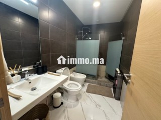 Très bel appartement en location à Casablanca Finance City.
Surface de 100 m².
Bien meublé - Appartement à louer - Casablanca