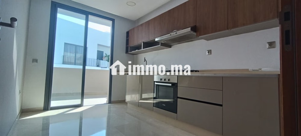 Très bel appartement en location à Oasis. Surface de 120 m². Espaces verts et ascenseur - Location Immobilier - Casablanca - photo 1