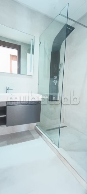 Très bel appartement en location à Oasis. Surface de 120 m². Espaces verts et ascenseur - Location Immobilier - Casablanca - photo 4