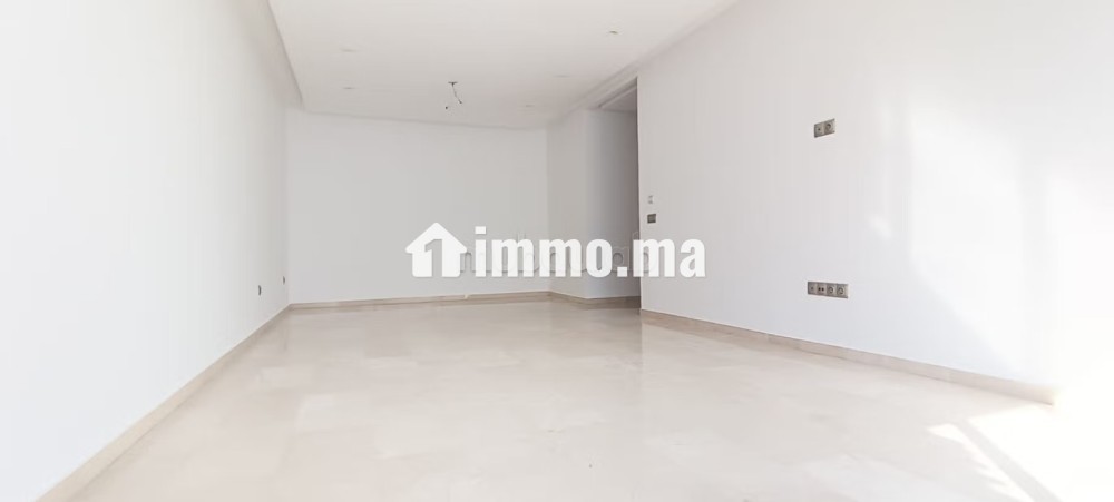Très bel appartement en location à Oasis. Surface de 120 m². Espaces verts et ascenseur - Location Immobilier - Casablanca - photo 8