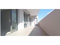 tres-bel-appartement-en-location-a-oasis-surface-de-120-m2-espaces-verts-et-ascenseur-small-8