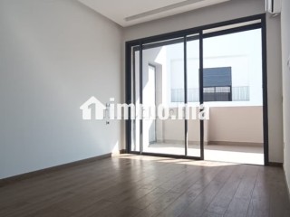 Très bel appartement en location à Oasis. Surface de 120 m². Espaces verts et ascenseur - Appartement à louer - Casablanca