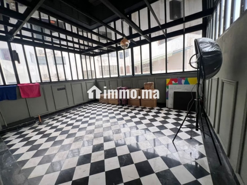 Élégant appartement meublé avec balcon - Location Immobilier - Casablanca - photo 3