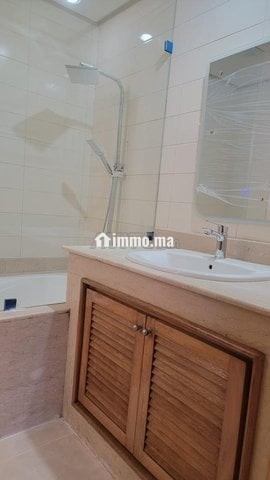 Appartement à louer 120 m² à Rabat - Location Immobilier - Rabat - photo 3