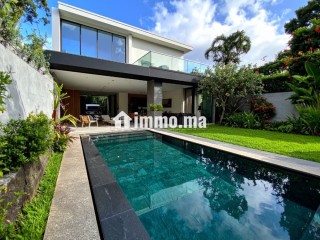 splendide-villa-au-golf-a-vendre