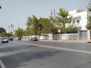 Villa 568 m² à Youssoufia, sur avenue principale - Villa à vendre - Rabat