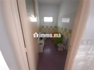 Villa 568 m² à Youssoufia, sur avenue principale - Villa à vendre - Rabat