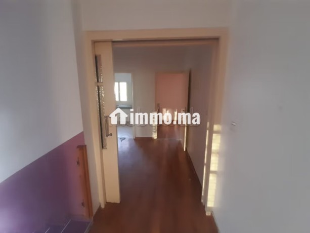 villa-568-m2-a-youssoufia-sur-avenue-principale-big-10