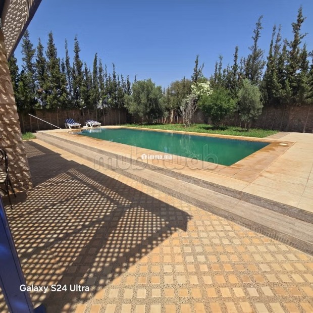 Villas de luxe à louer à Route d'Agadir.
Surface totale 1000 m².
Piscine et service de Conciergerie - Vente Immobilier - Essaouira - photo 2