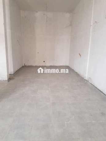 magasin-depot-247m2-location-vente-big-4