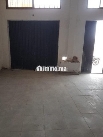 magasin-depot-247m2-location-vente-big-5