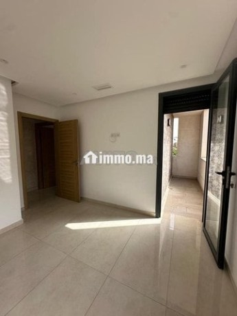 appartement-a-louer-82-m2-a-sale-big-4