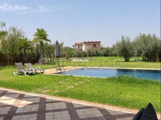 Magnifique villa à louer pour vos vacances à Route de l'Ourika. 6 pièces confortables. Cheminée et concierge - Maison à vendre