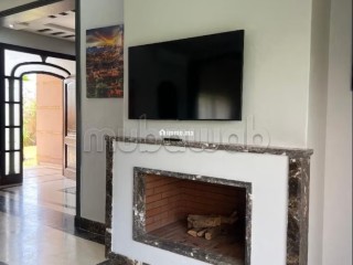 Magnifique villa à louer pour vos vacances à Route de l'Ourika. 6 pièces confortables. Cheminée et concierge - Maison à vendre