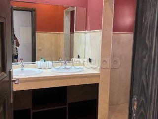 Magnifique villa à louer pour vos vacances à Route de l'Ourika. 6 pièces confortables. Cheminée et concierge - Maison à vendre