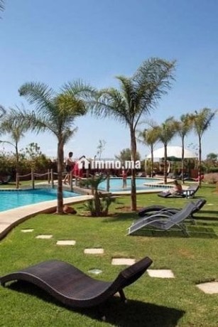 appart-avec-piscine-big-1