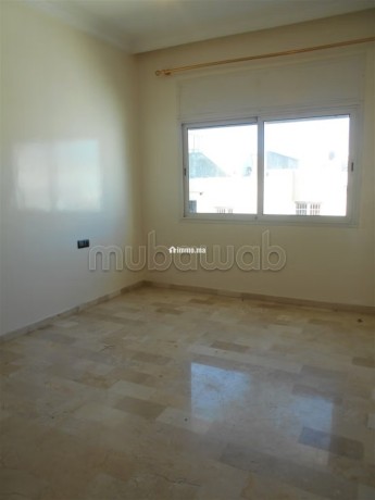 a-louer-bel-appartement-sans-vis-a-vis-agdal-rabat-big-5