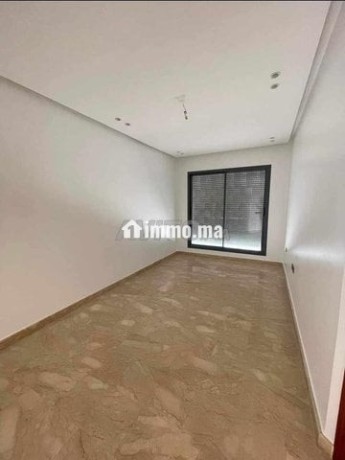 studio-53m-haut-standing-a-palmier-big-1