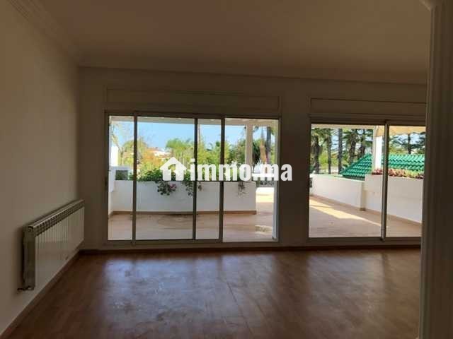 Villa à louer avec piscine à souissi - Location Immobilier - Rabat - photo 2