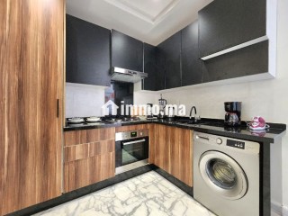 Location saisonnière à Oasis. 1 belle chambre. Chauffage central et porte blindée - Appartement à vendre - Casablanca