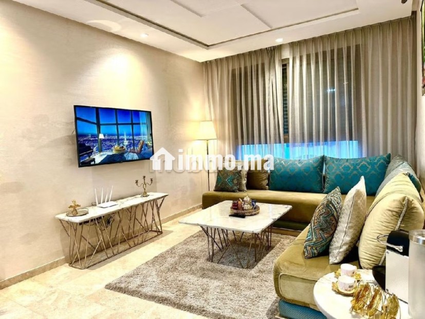 Très bel appartement en location à CIL Hay Salam. 1 chambre. Salon traditionnel et porte blindée - Vente Immobilier - Casablanca - photo 1