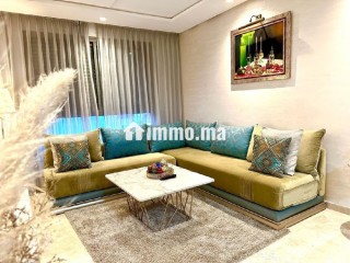 Très bel appartement en location à CIL Hay Salam. 1 chambre. Salon traditionnel et porte blindée - Appartement à vendre - Casablanca