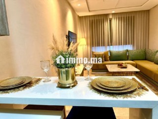 Très bel appartement en location à CIL Hay Salam. 1 chambre. Salon traditionnel et porte blindée - Appartement à vendre - Casablanca