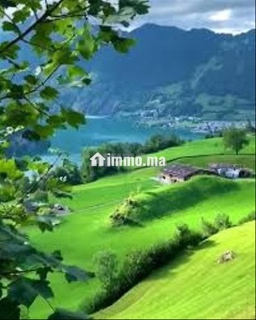 trois-haut-standing-vide-couple-marie-big-0