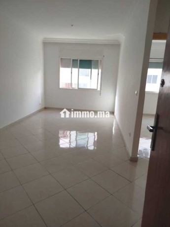 location-appartement-centre-agdal-big-0
