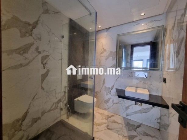 appartement-a-louer-132-m2-a-casablanca-big-12