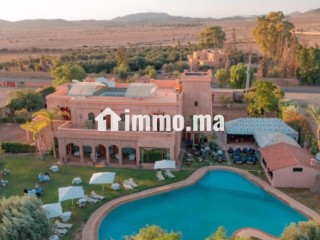 Riad de Prestige à 10 Minutes du Centre Ville – 12 Suites de Charme - Villa à vendre