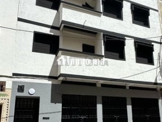 maison-commercial-angle-100-m2-a-cote-bd-al-qods